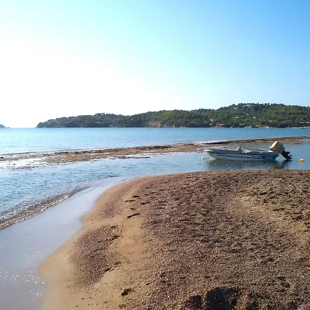 Apartment Salty Breeze Experience Vs Olive Flavor Sensation At Porto Heli